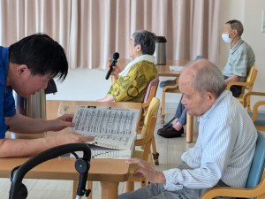 クラブ活動「カラオケ🎤🎵」